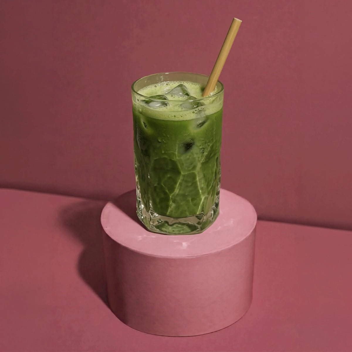 Erdbeer-Matcha – fruchtig aromatisiert